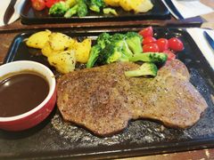 -必胜客(WOW中心城店)