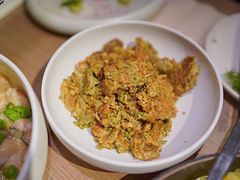 香椿炒鸡蛋-小大董·烤鸭(凤凰汇店)