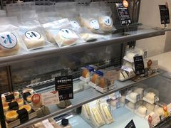面包甜点陈列柜-DEMO黛慕蛋糕(中泰店)