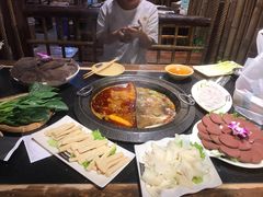 -唇辣号重庆老火锅(燕郊鑫乐汇店)