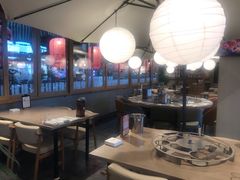 大堂-日进一片海.生腌海鲜火锅.宵夜烧烤(三里屯总店)