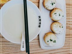 -弄堂咪道-饭香·面香·馄饨香(汇锦广场店)