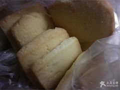 -红房子西点(南京东路店)