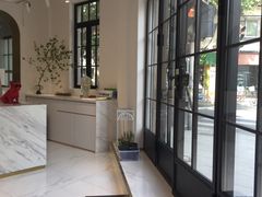 -Fridi Patisserie Cafe