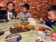 -峨眉一绝姐妹烧烤(峨眉花园店)