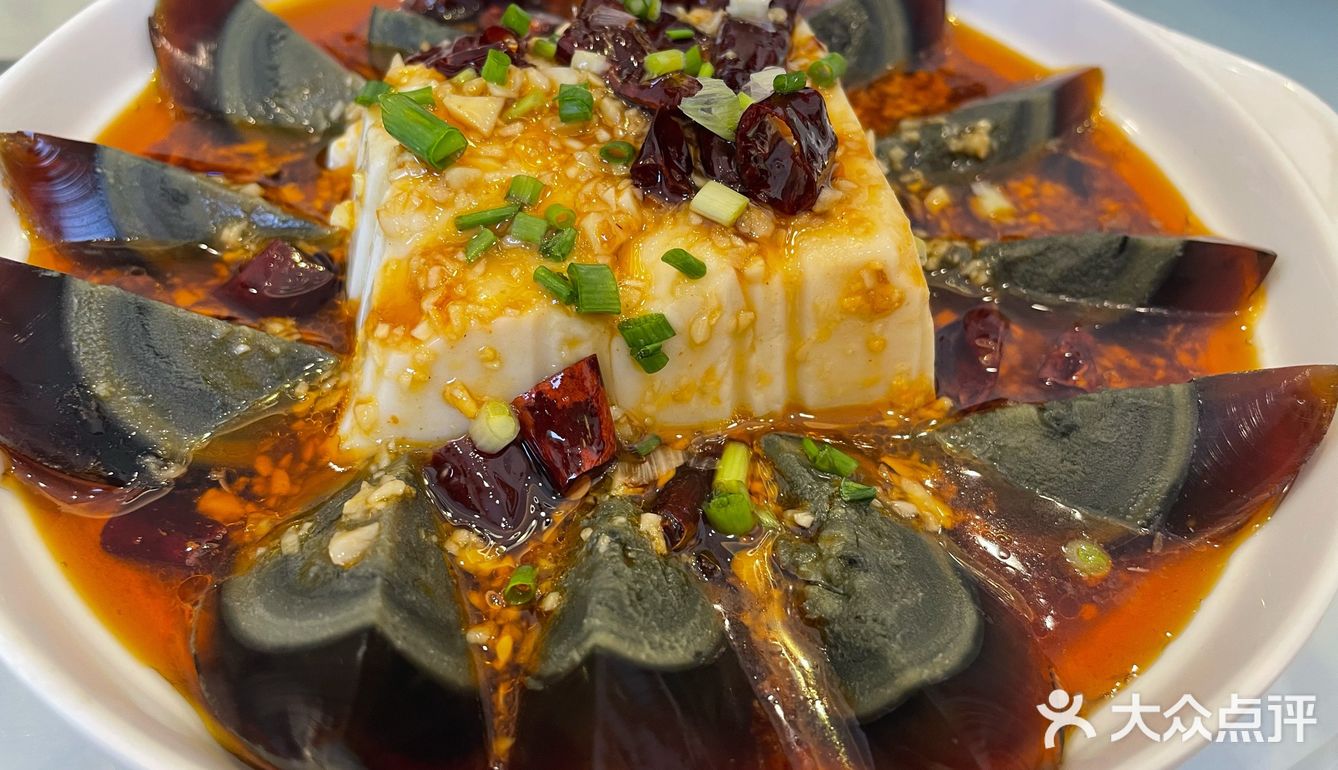 打卡超好吃的鸭爪爪店[加油]