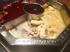 竹荪鸳鸯锅-佬土鹅肠火锅(扬中步行街店)