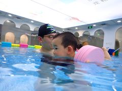 -龙格亲子游泳·水育早教运动中心(龙湾天街店)