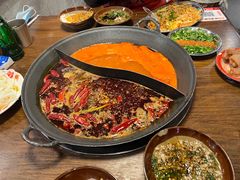 -萍姐火锅·公路夜市(武汉首店)