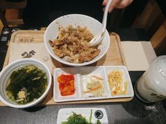 -熊吞·大碗丼烧肉饭(西市场嘉华店)