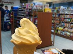 -全家便利店(杭州龙翔桥地铁站店)