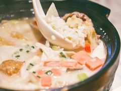 什锦砂锅饭-龙抄手(文殊坊店)