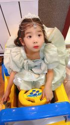 -小脚丫专业儿童摄影店