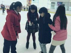 -冠军冰场CHAMPION RINK(百联又一城店)