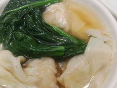 鲜虾云吞面-香港新发烧腊茶餐厅(水围店)