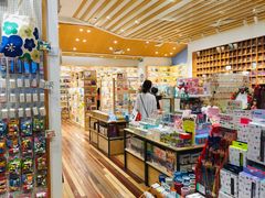 -猫的天空之城概念书店(印象城购物中心店)