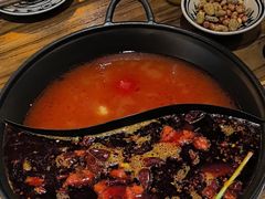 -旧街市鲜货老火锅(大光路店)