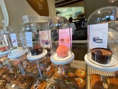 -VERIE BAKEHOUSE