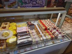 -好利来(康虹路店)