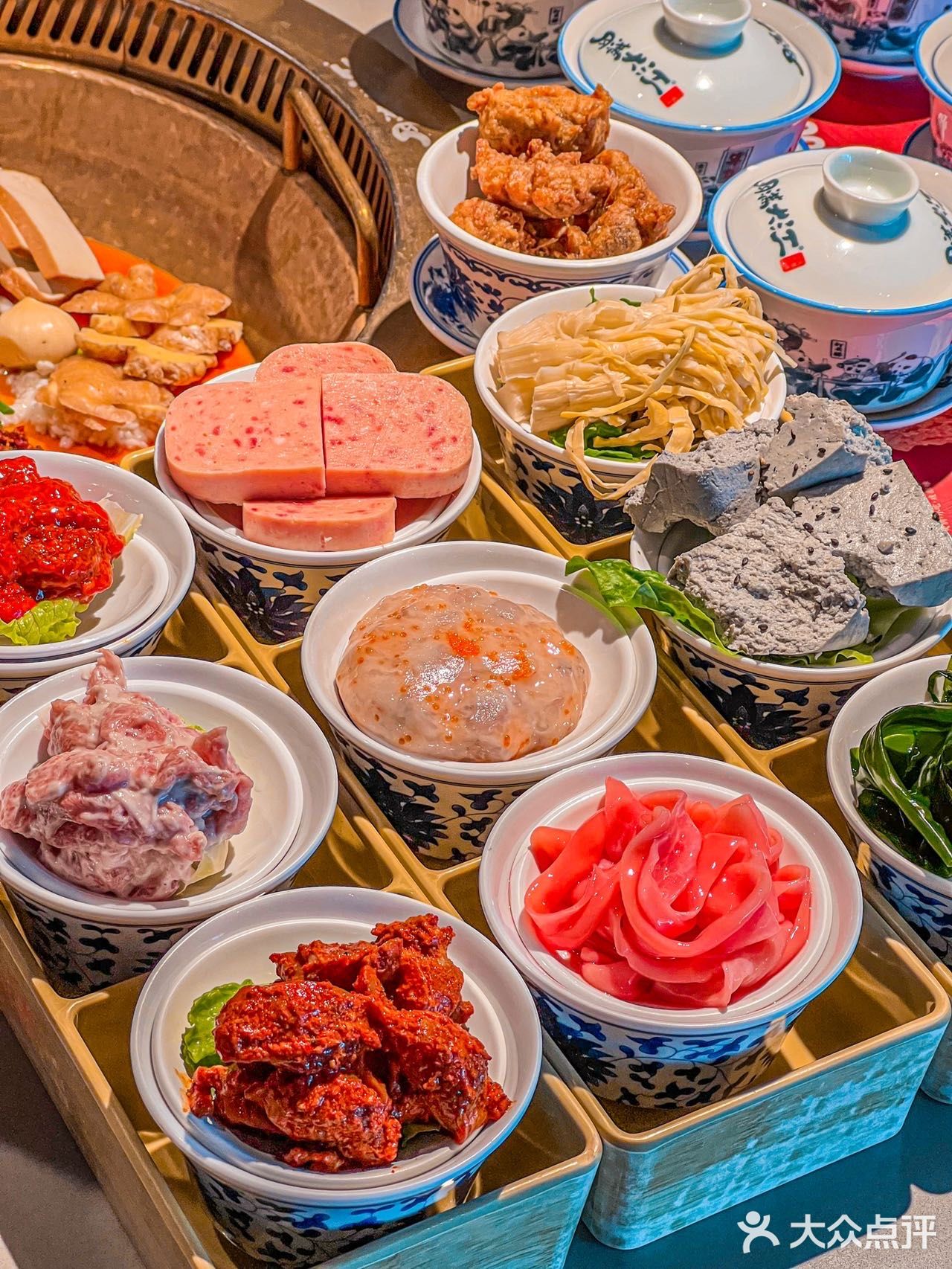 老板疯了！菜品统统都10块💰！