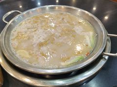 -老来福·非遗酸汤兔(凯旋路店)
