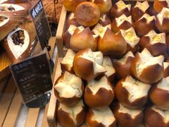 -Dough&Joe团憩(瑞虹天地月亮湾店)