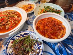 -川流不息·地道川菜·小龙虾(新松江路店)