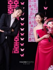 -雪中彩影婚纱摄影·微光艺术中心