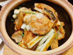 啫啫鱼头-香港百合居(LCM置汇旭辉广场店)