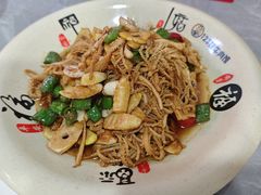 -何永光123鲜牛肉馆(1号店)