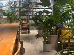 -谷咖啡·鲜花绿植花园餐厅