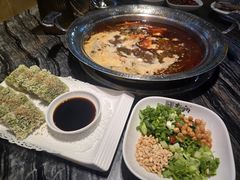 -老船舫·现做活鲜鱼馆(东郊记忆店)