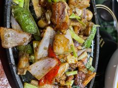 -大富蚝乌东哥饭店·石锅鱼杂·柠檬鸭(革新路店)