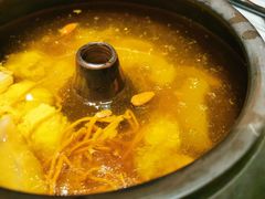 -云海肴·汽锅鸡·云南菜(天山百盛优客店)