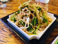 -六合顺