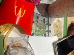 -麦当劳(十字街店)