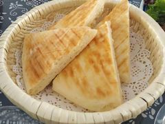 三角饼-八两八金·莱芜特色炒鸡(市南漳浦路店)