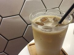 牛奶咖啡-不正咖啡(万达尊店)