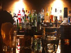 -Whisper Bar 