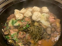 -关东情铁锅炖(迎春大街店)