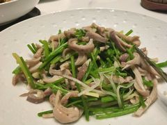 -梅飞酒家(名辉豪庭店)