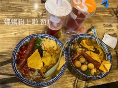 -柳石居柳州螺蛳粉(万达店)