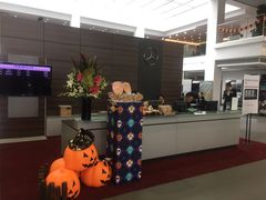 -上海星瀚奔驰4S店(红柳路店)