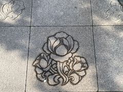 -龙华寺