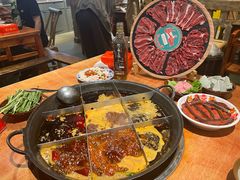 -周小明火锅(黑金冠社区店)