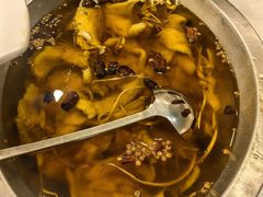 -鑫巴蜀小镇 · 水煮鱼专研店(玉桥店)