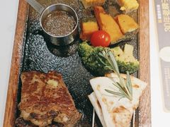 -豪客来牛排(华创国际广场店)