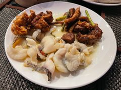 -怡豪大饭店·银顶旋转餐厅
