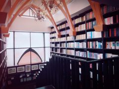 -钟书阁(松江泰晤士小镇店)