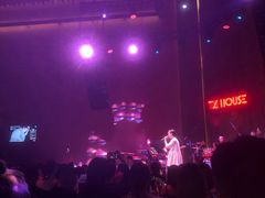 -TZ House音乐现场(来福士中心店)